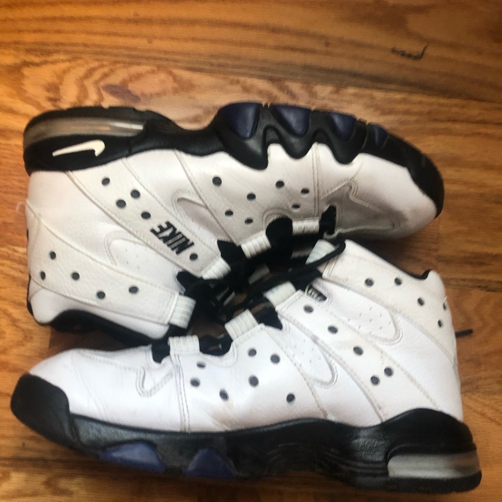 Throw back Charles Barkley’s no box